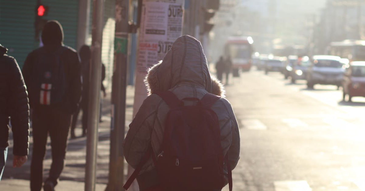 Frio continua na Vila Mariana HOJE com garoa, vento e sensação térmica de 16°C nesta quinta (21)
